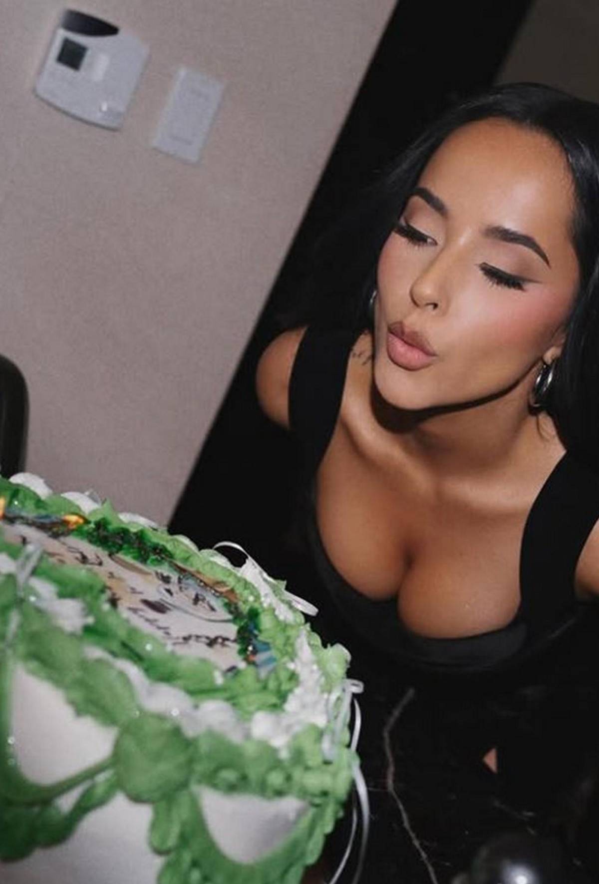 “Rebbeca”: el lado más humano e íntimo de Becky G en su nuevo documental