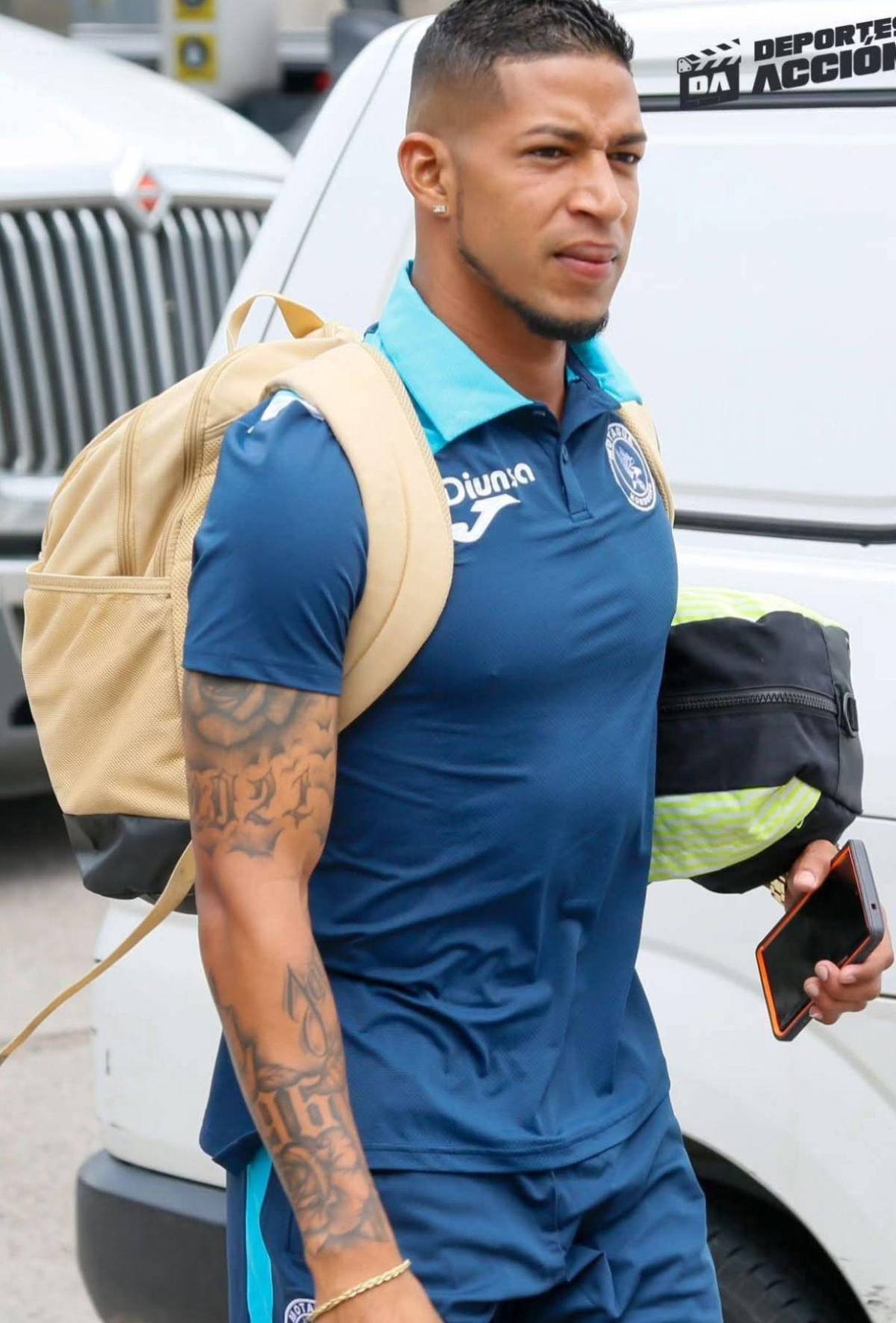 Fichajes: Tres jugadores se van de Olimpia y la millonada que pide Platense por Erick Puerto