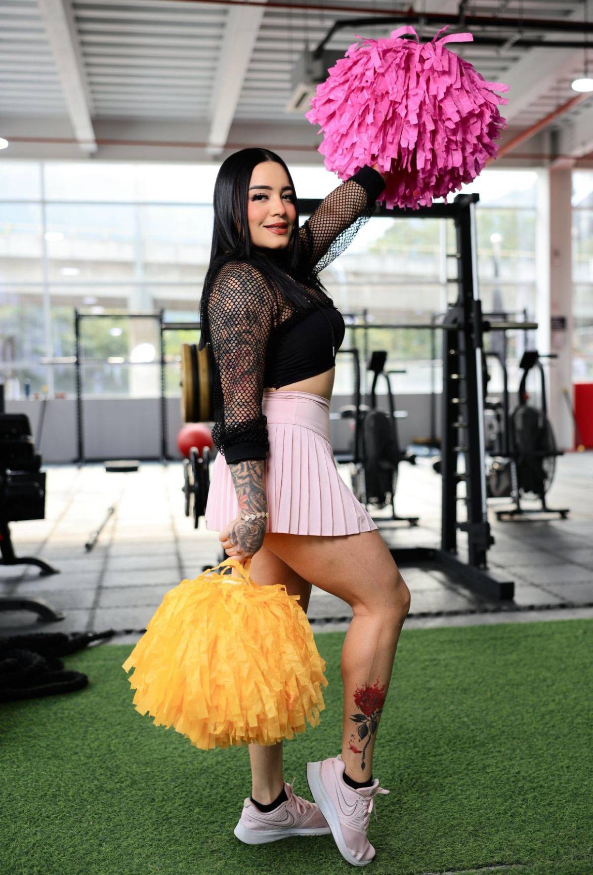 Pomponeras de la selección de tiktokers de Honduras se preparan para el juego ante El Salvador