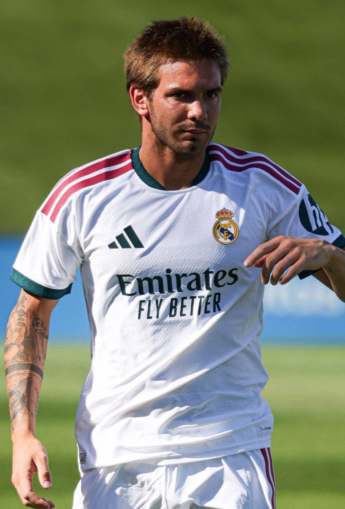 Fichajes: Real Madrid y Barcelona con bajas oficiales; Florentino apura llegada de Balón de Oro