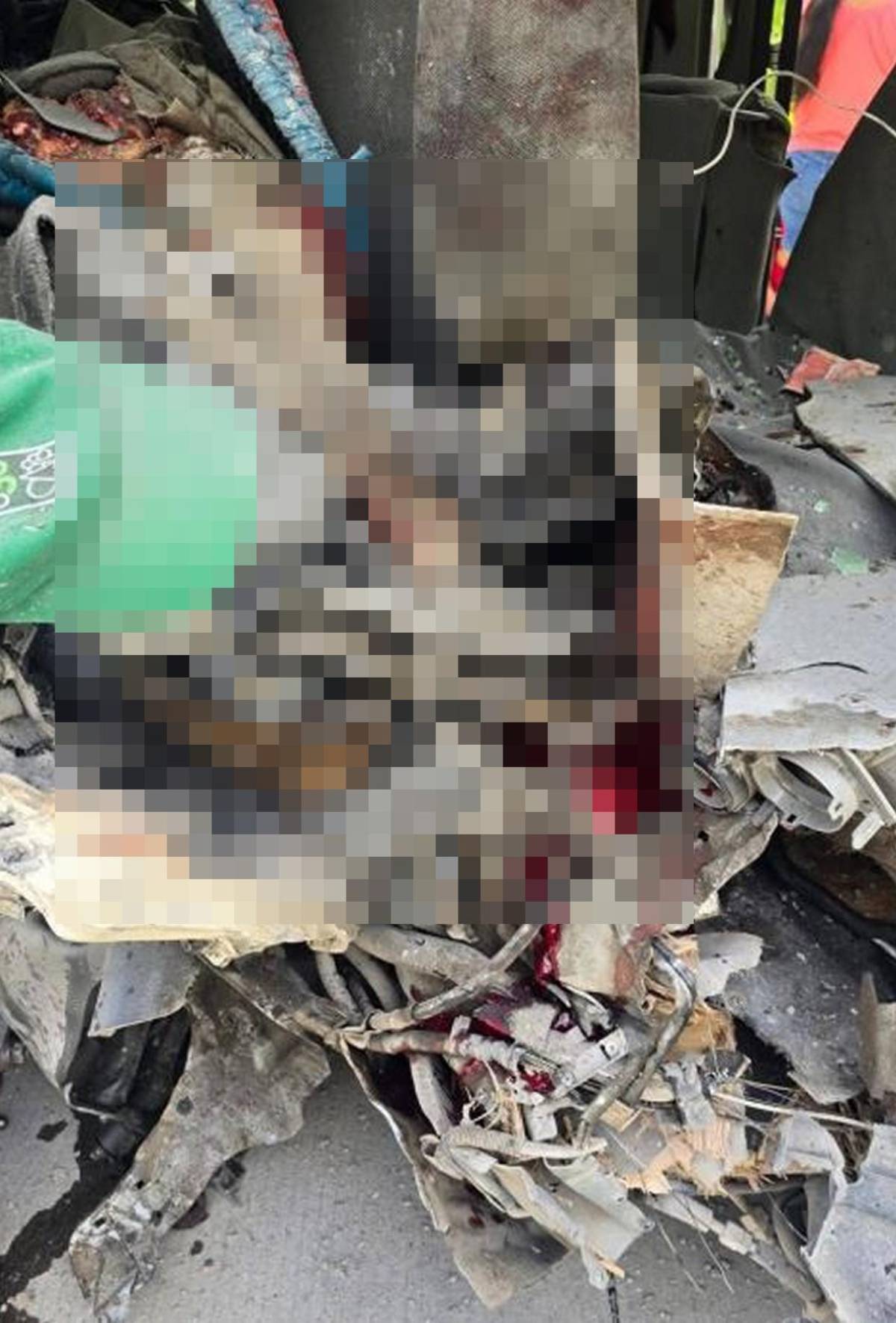 Las primeras imágenes  del brutal choque entre bus y rastra en desvío a Trinidad, Copán