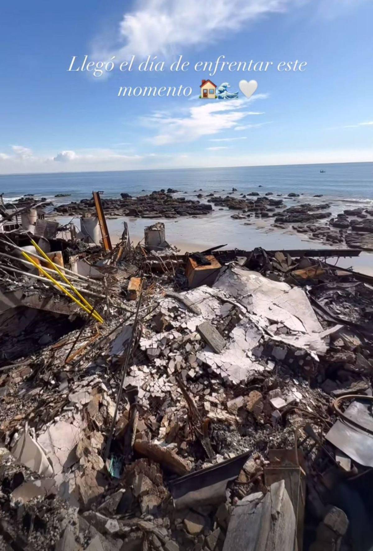 Así quedó la casa de Carlos Vela en Los Ángeles tras los incendios