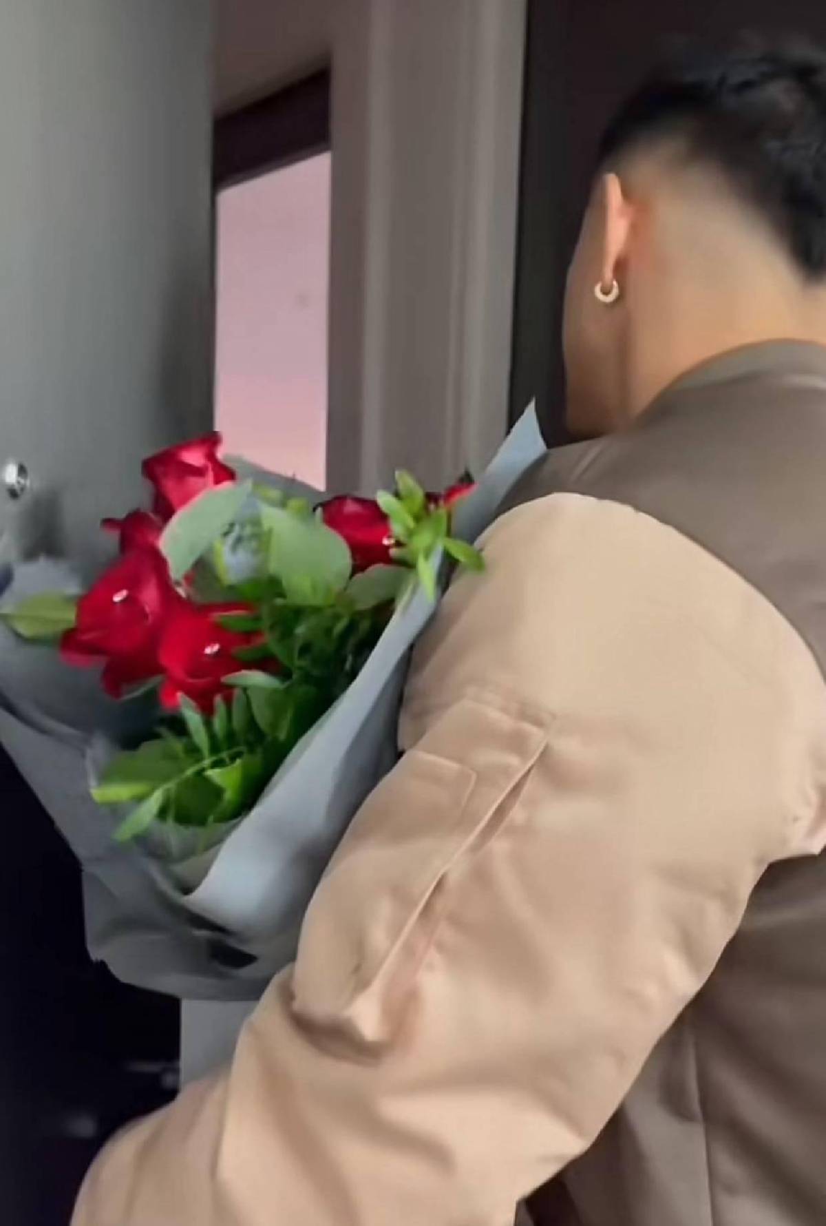 Luis Palma sorprende a su esposa con un costoso regalo: Así fue el tierno momento