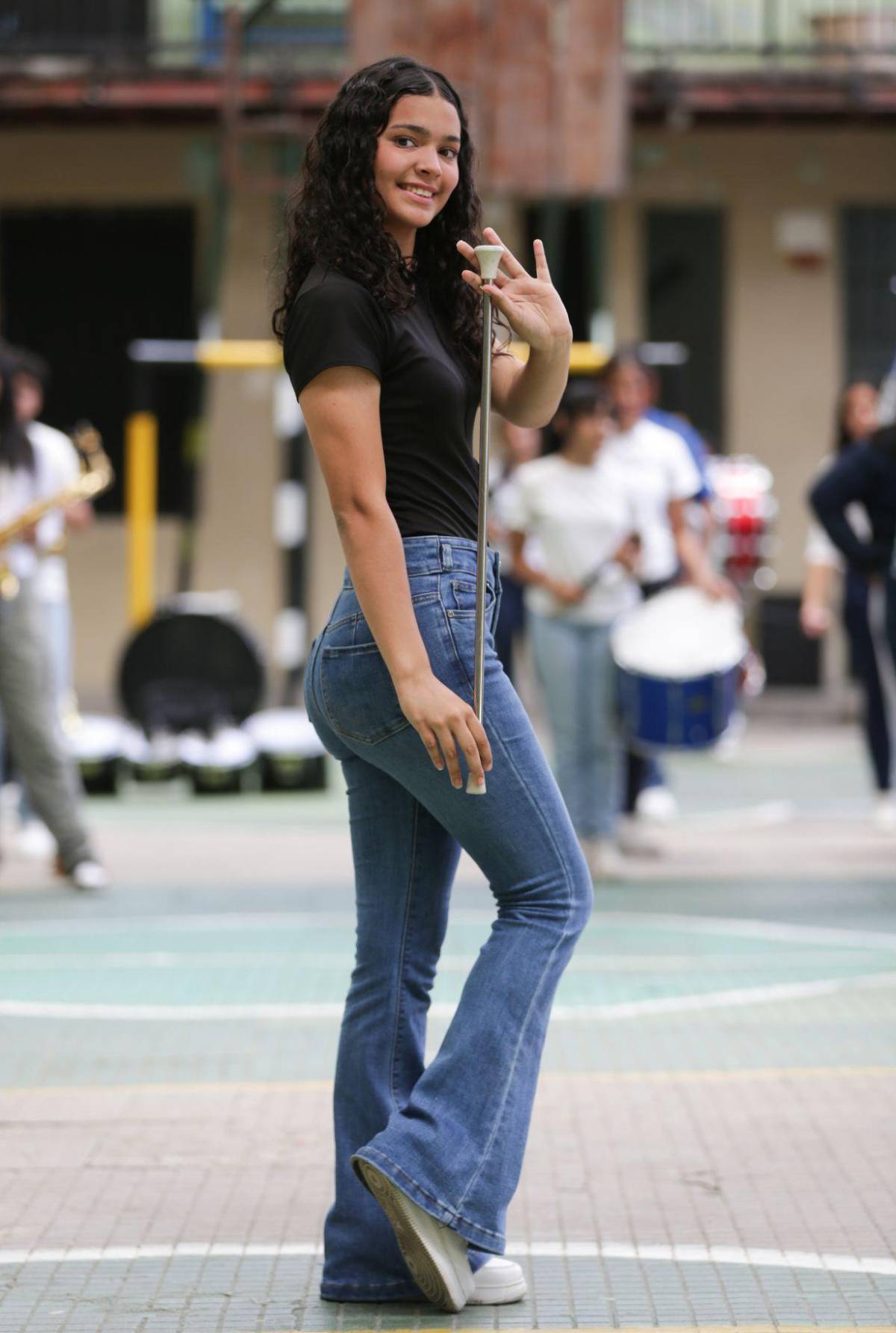 Palillonas del emblemático Instituto Mixto Hibueras afinan detalles para los desfiles