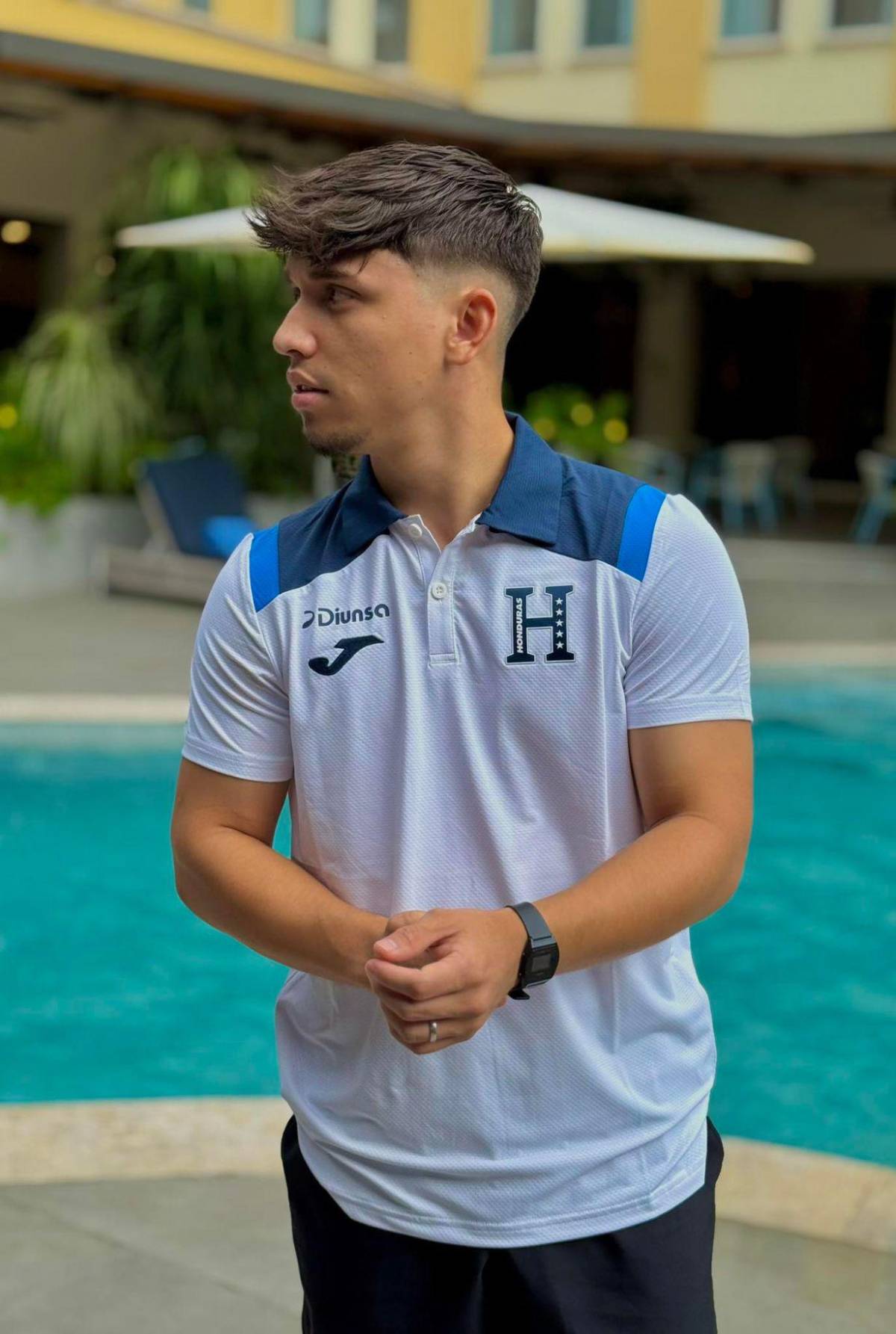 Influencer Caracolito sufre accidente menor en la CA-5