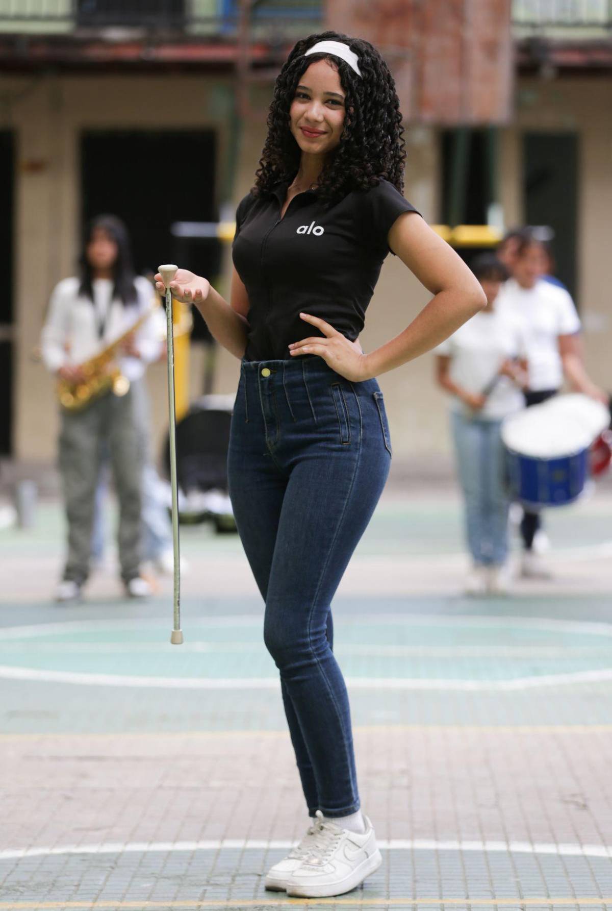 Palillonas del emblemático Instituto Mixto Hibueras afinan detalles para los desfiles