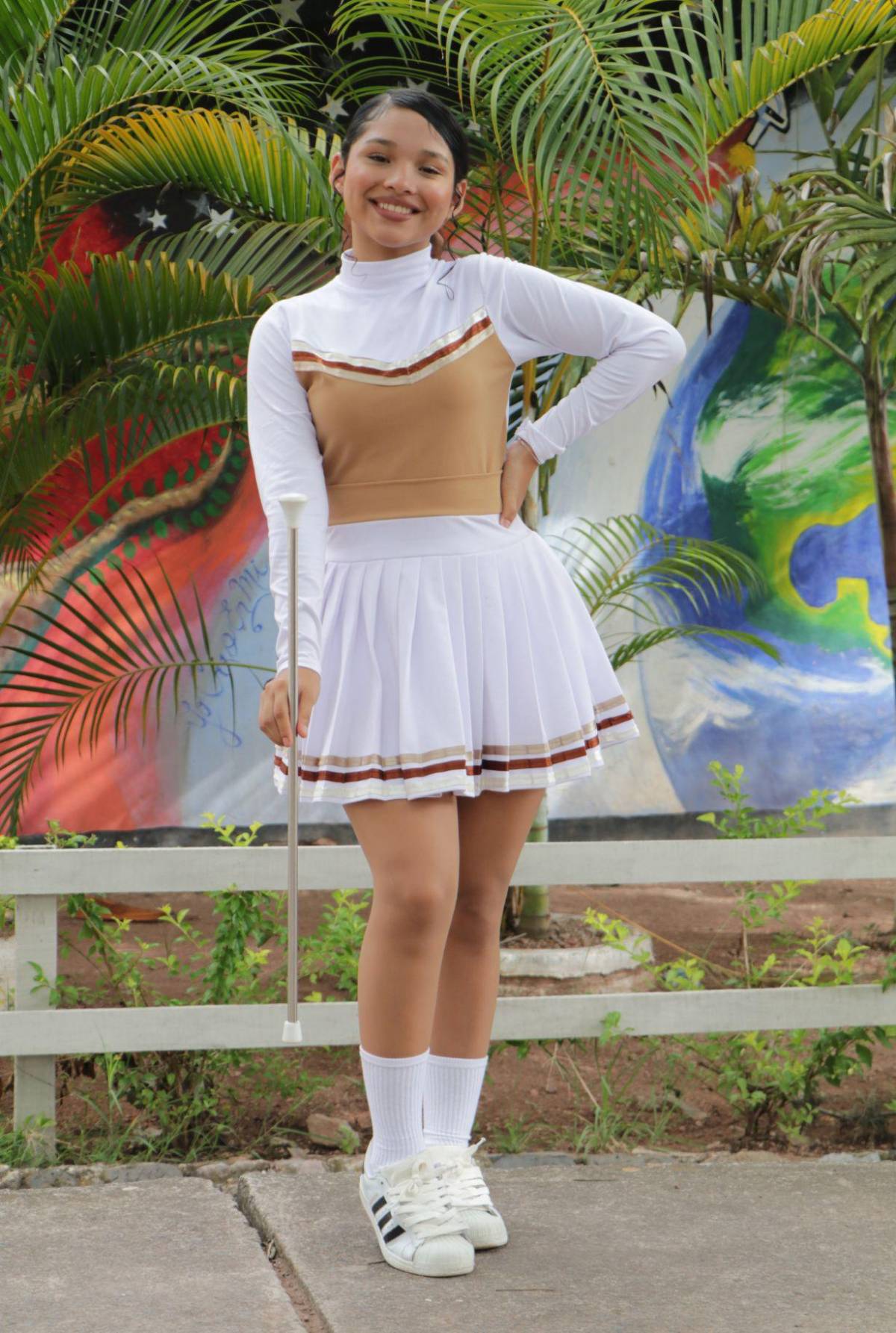 Palillonas del Técnico Honduras listas para rendir homenaje a la patria en los desfiles