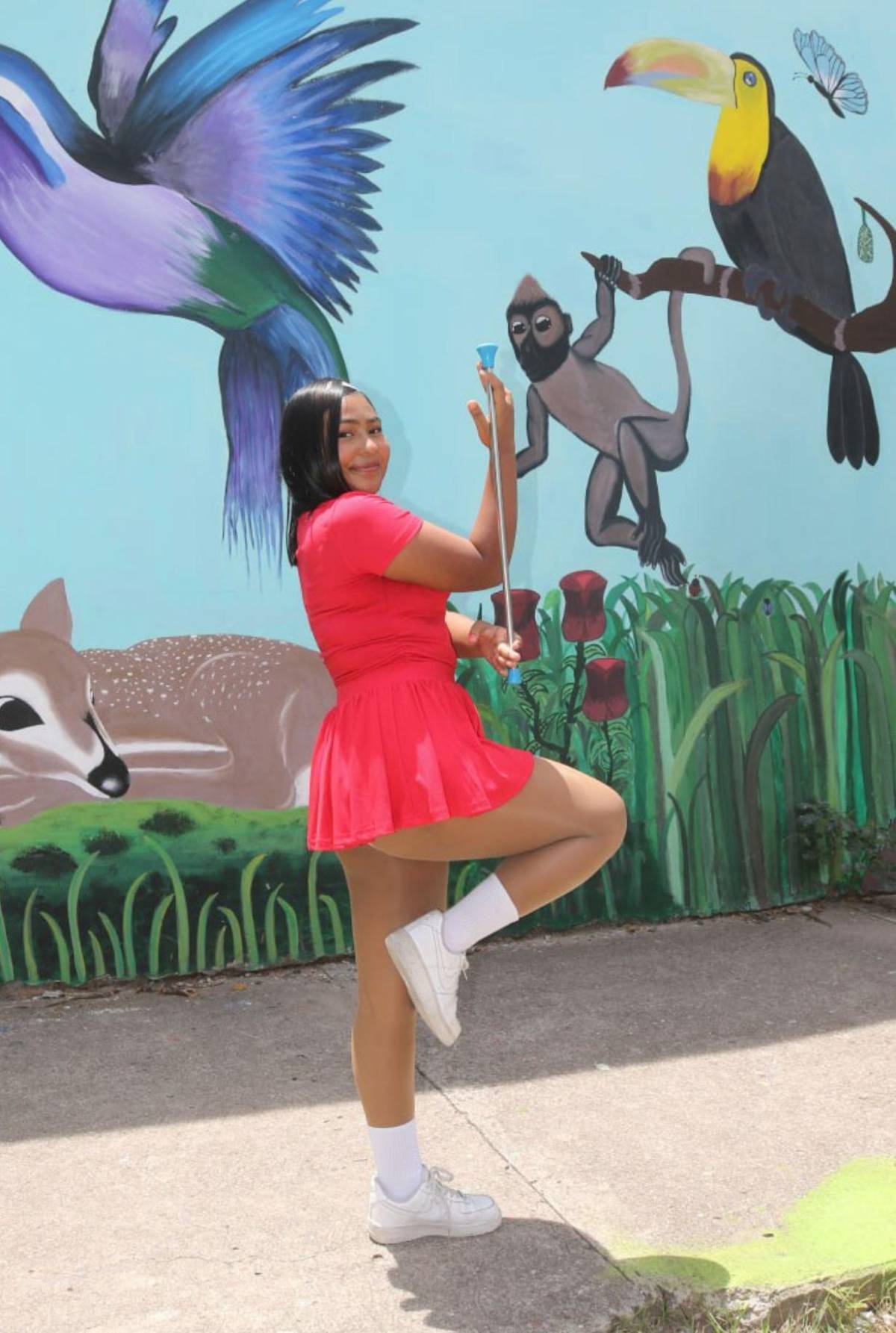 Palillonas del Saúl Zelaya Jiménez afinan su espectáculo patrio al ritmo de la punta