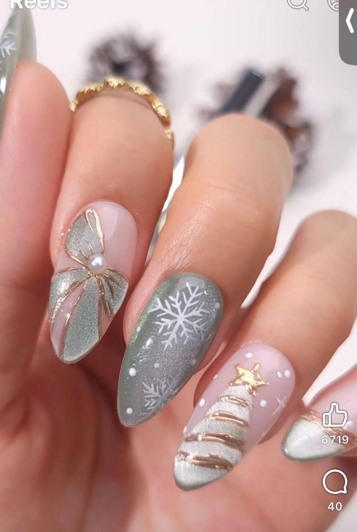 ¿Qué diseños de uñas para Navidad están en tendencia 2025?