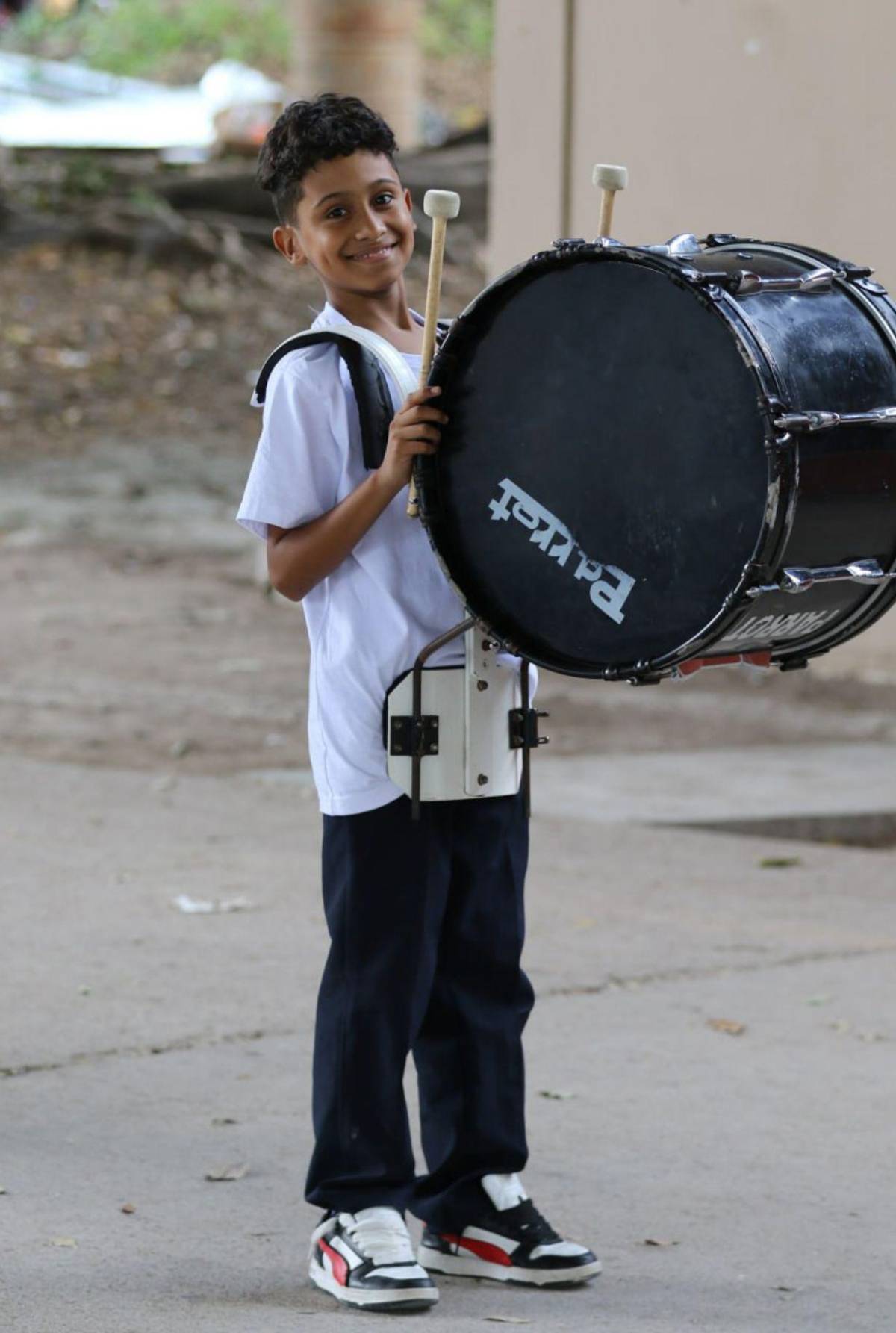Banda de guerra del Saúl Zelaya Jiménez intensifica ensayos rumbo a las fiestas patrias
