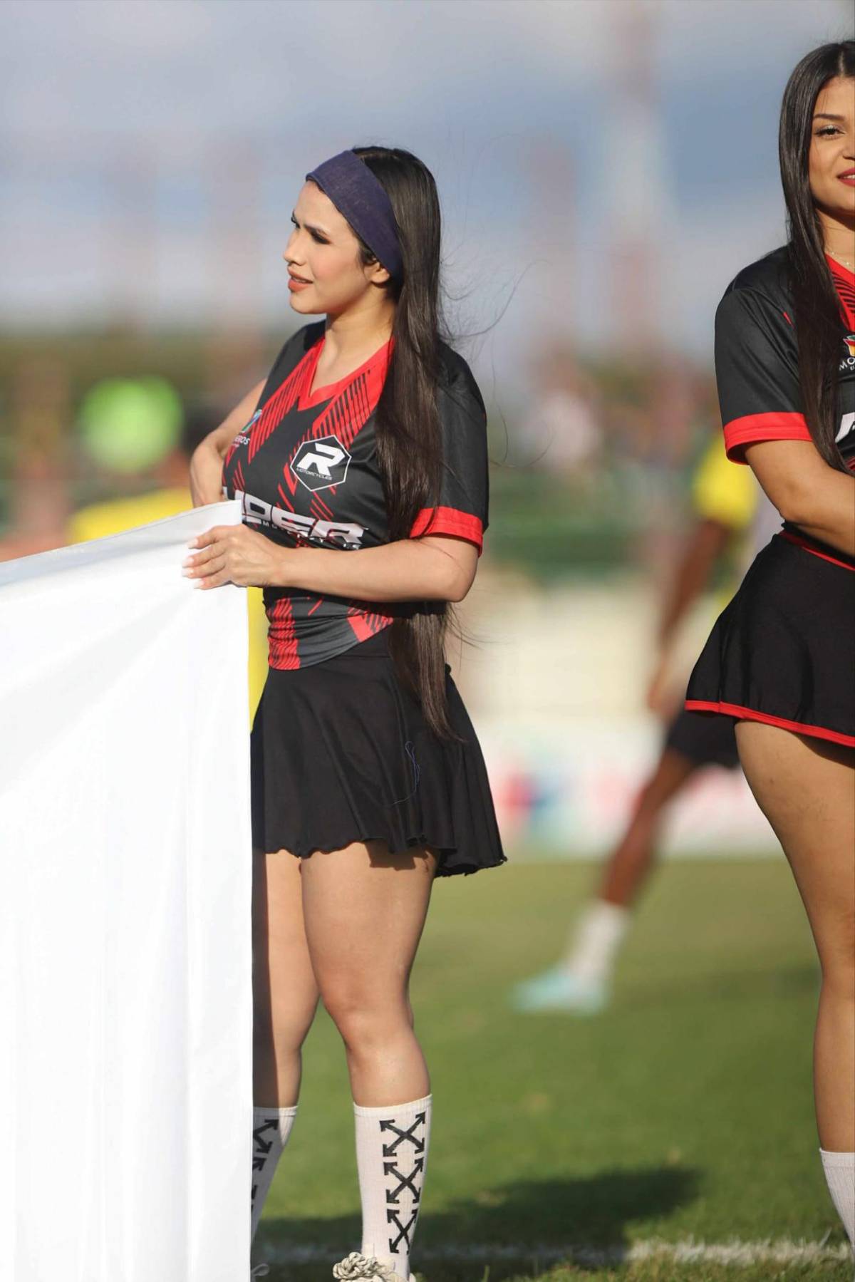 Linda chica robó suspiros, invasión aurinegra y la sorpresa previo al Choloma-Real España