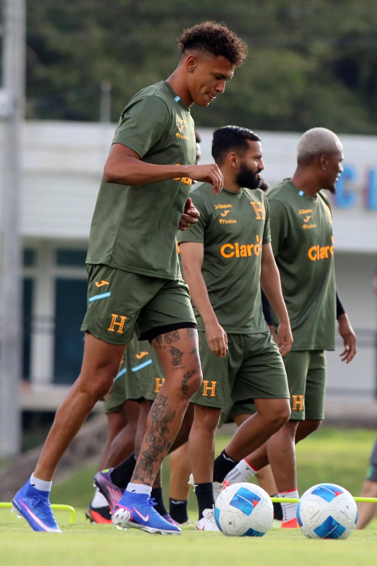 ¡Dos bajas! El 11 titular con el que dbutaría Honduras en Nations League ante Surinam