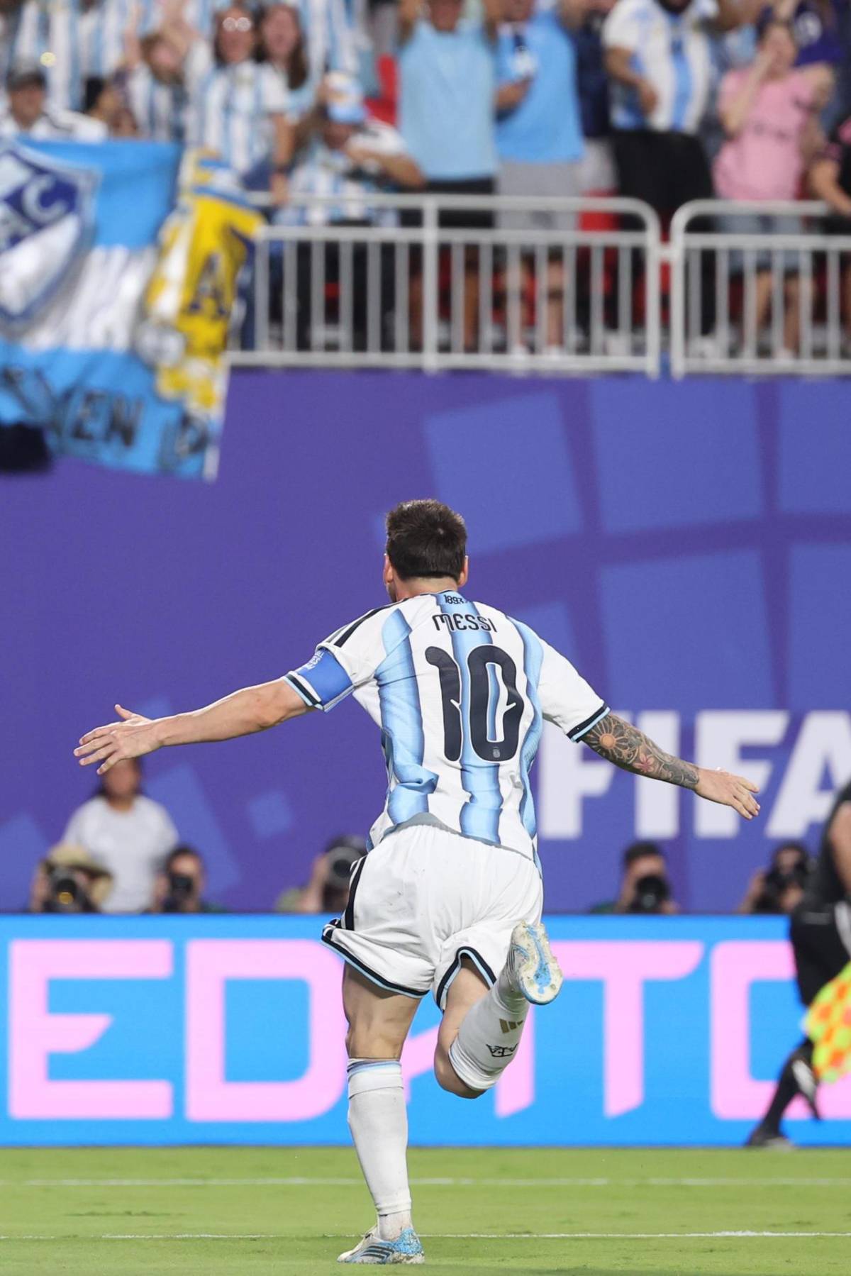 Revelan la verdadera razón por la que Messi lloró luego de hat-trick ¡no fue por los goles!