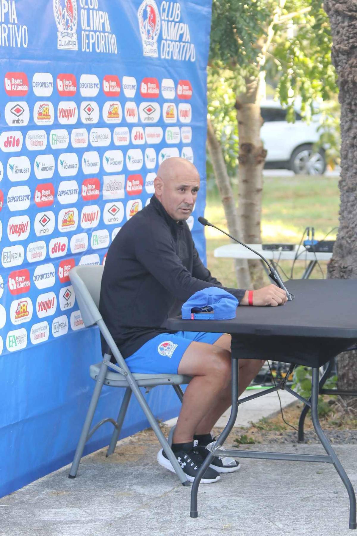 Jugador entrena solo y nuevas caras; la última práctica de Olimpia para debut en el Clausura