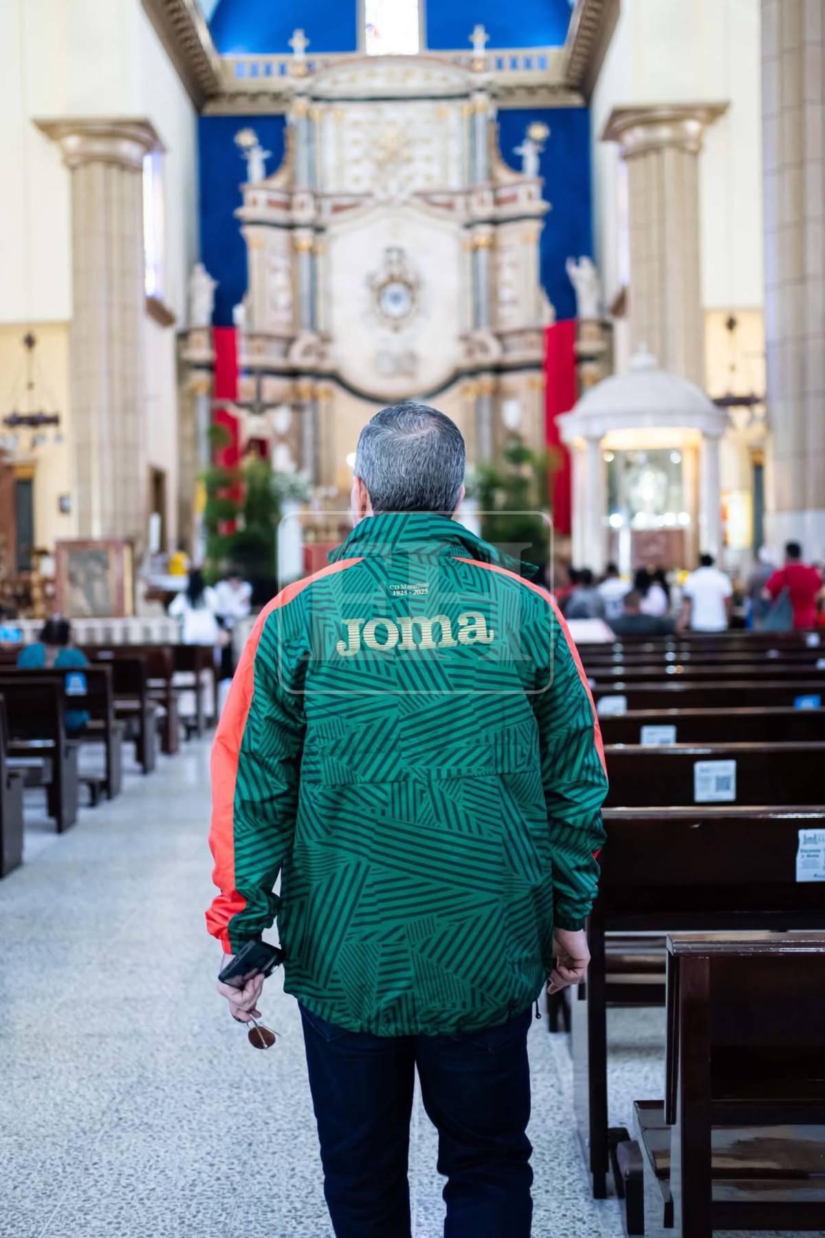 De rodillas frente a la Virgen: El ritual de Daniel Otero previo a la final Motagua vs Marathón