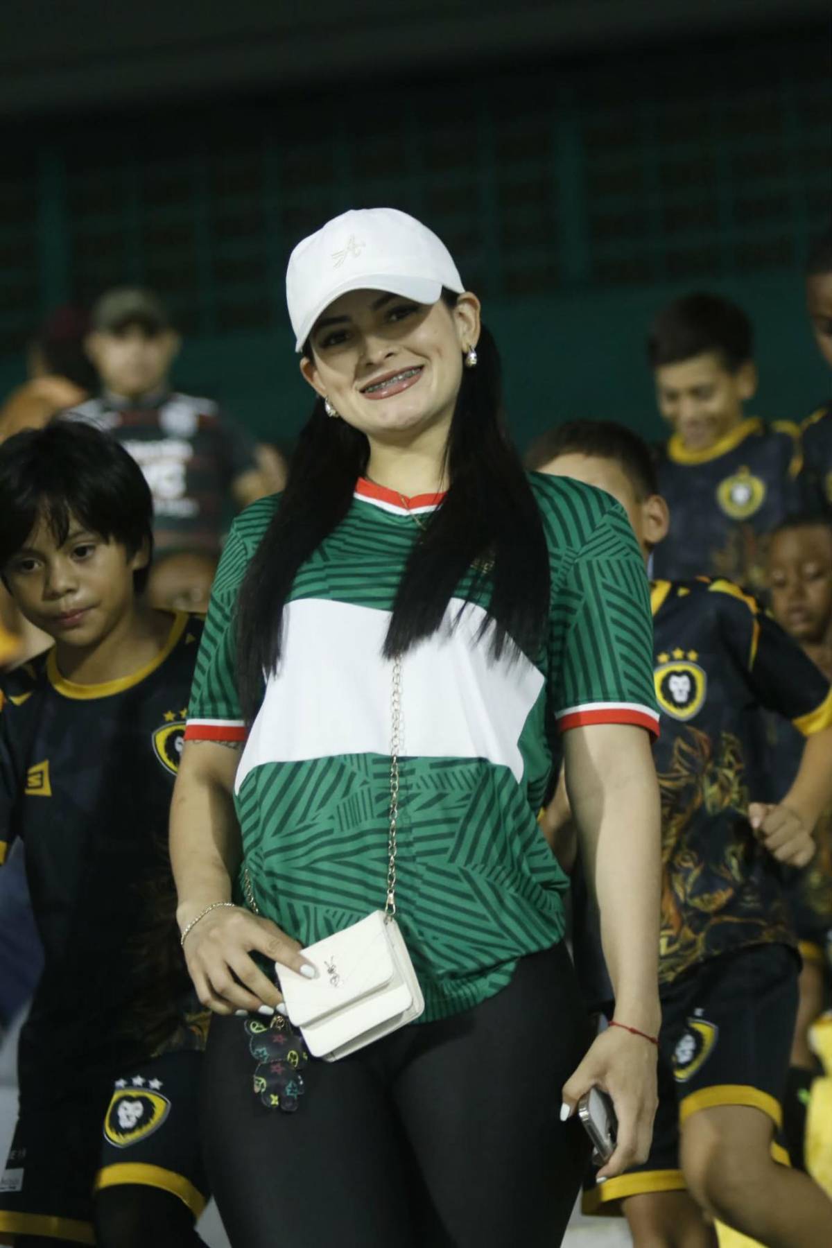 Linda chica cautiva, Motagua le mete miedo a Marathón y decisión final con indisciplinados