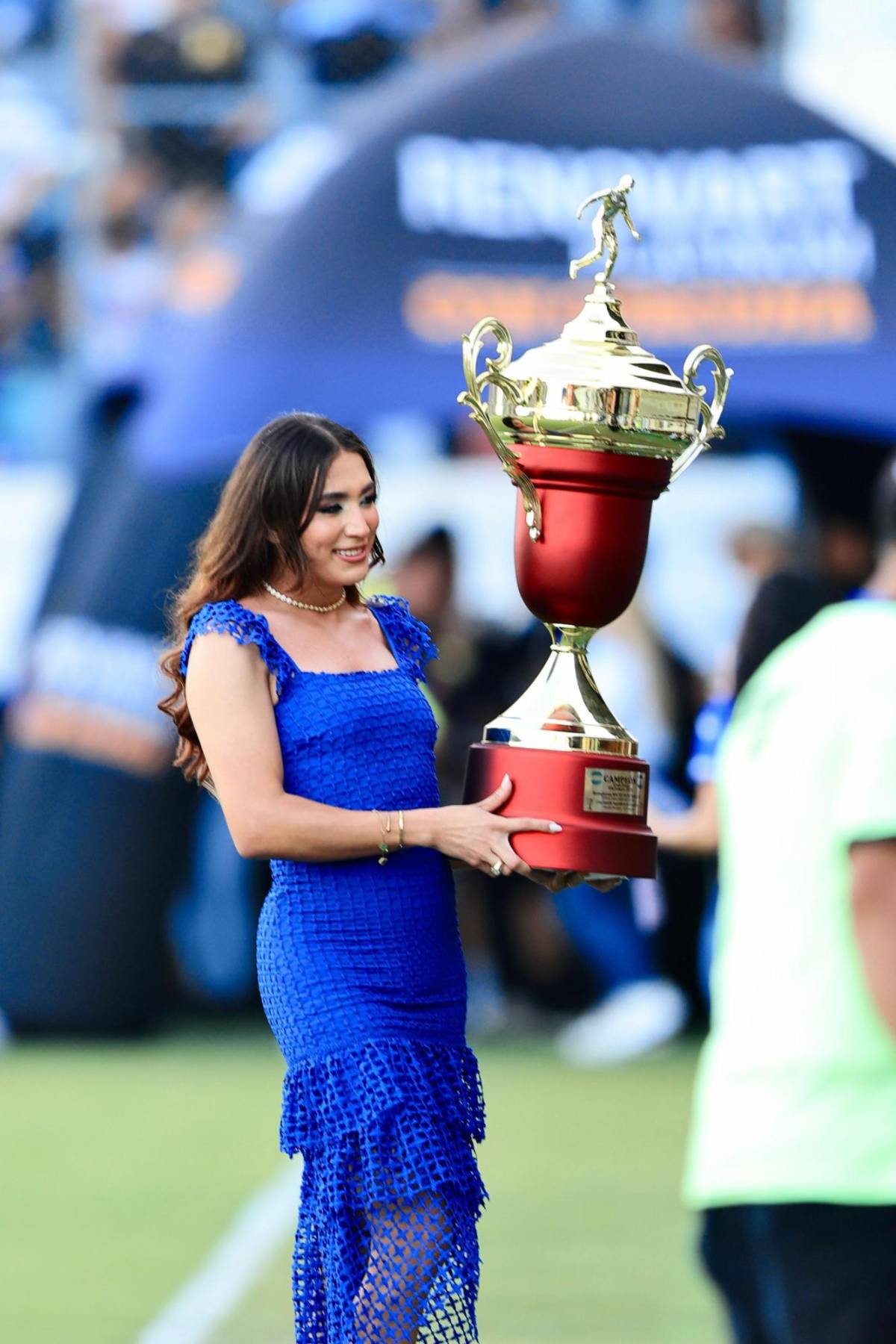 Jugadores se van a los golpes, inesperado héroe y Supremo celebró con Milagro Flores en partido de tiktokers