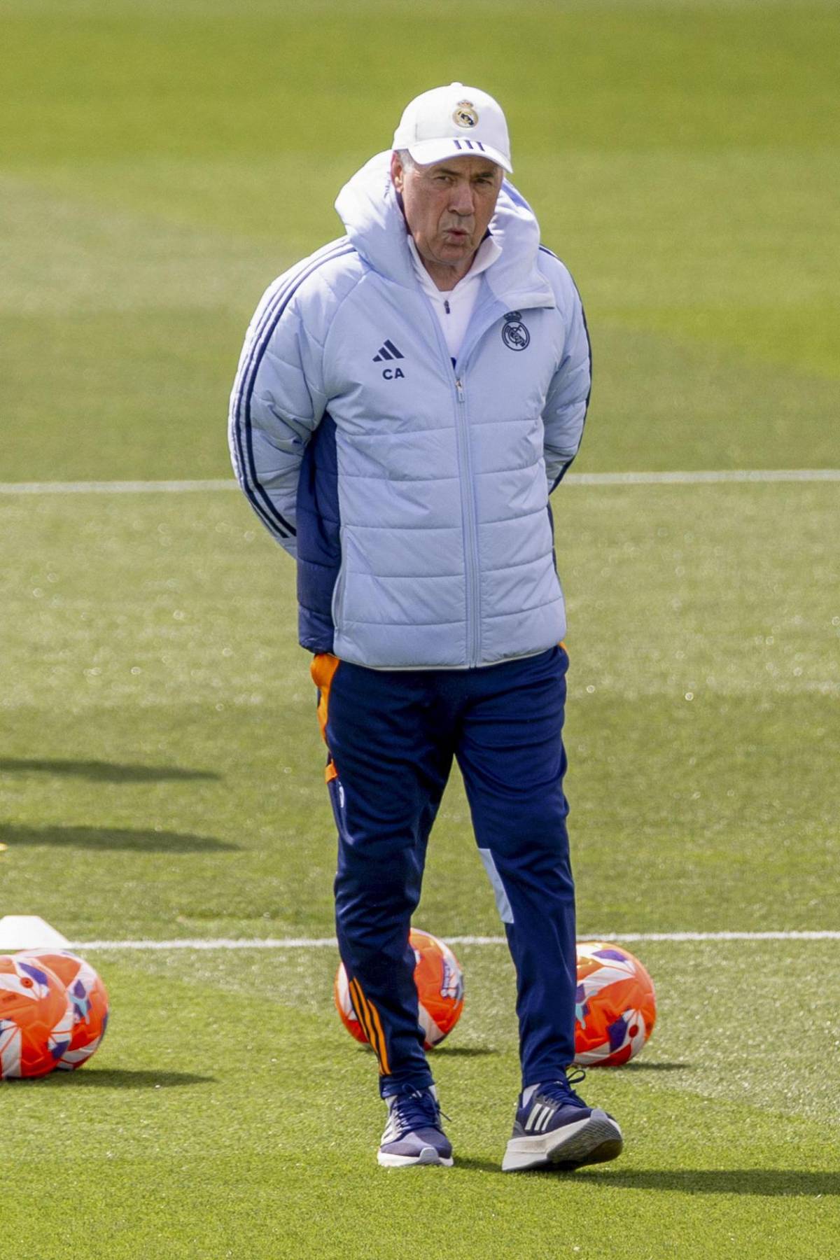 Carlo Ancelotti sorprende al llamar a futbolista retirado de la selección de Brasil