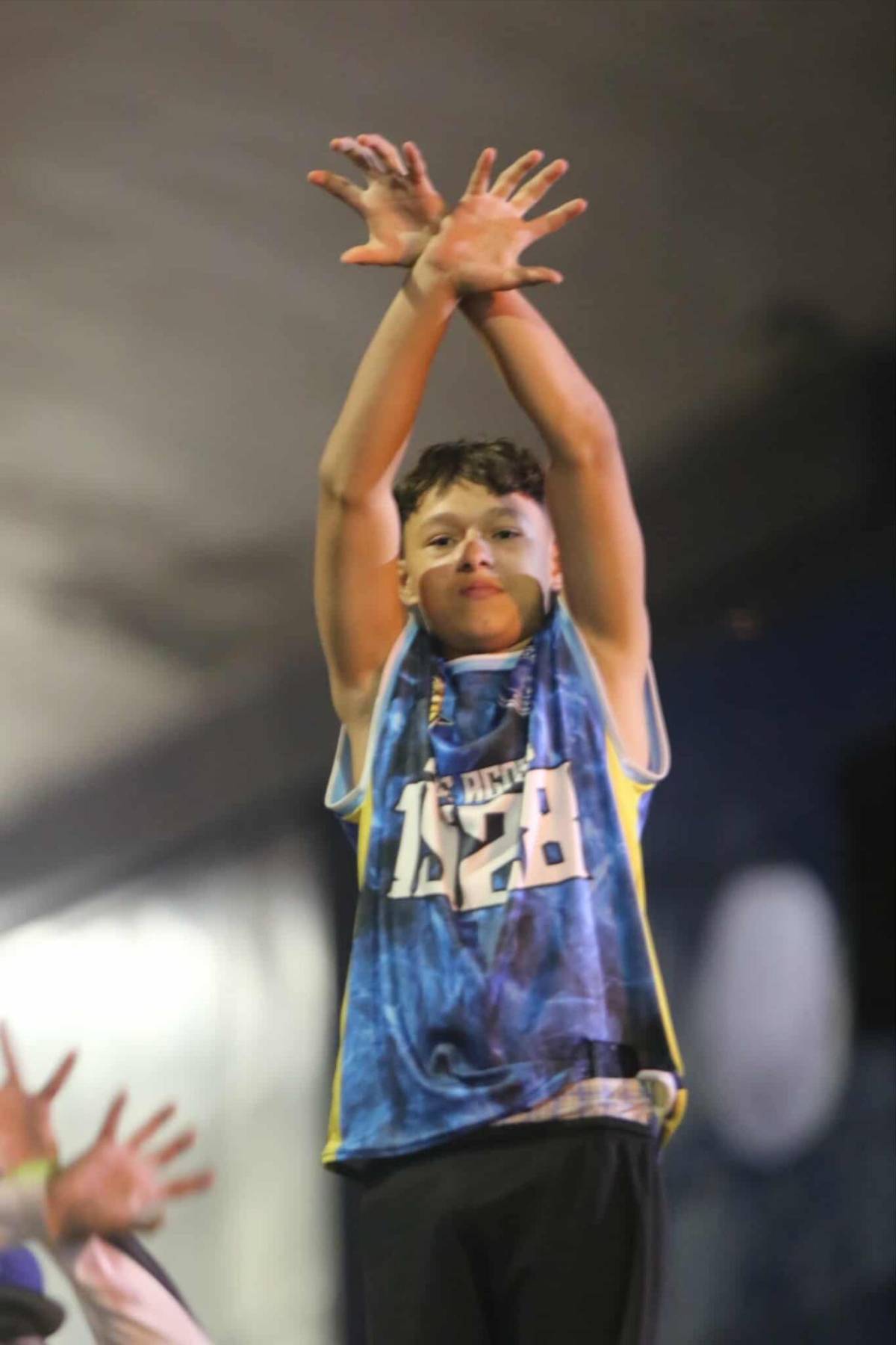 Familia de histórico, bellas chicas, el enmascarado: Ambiente previo al Motagua vs Cartaginés