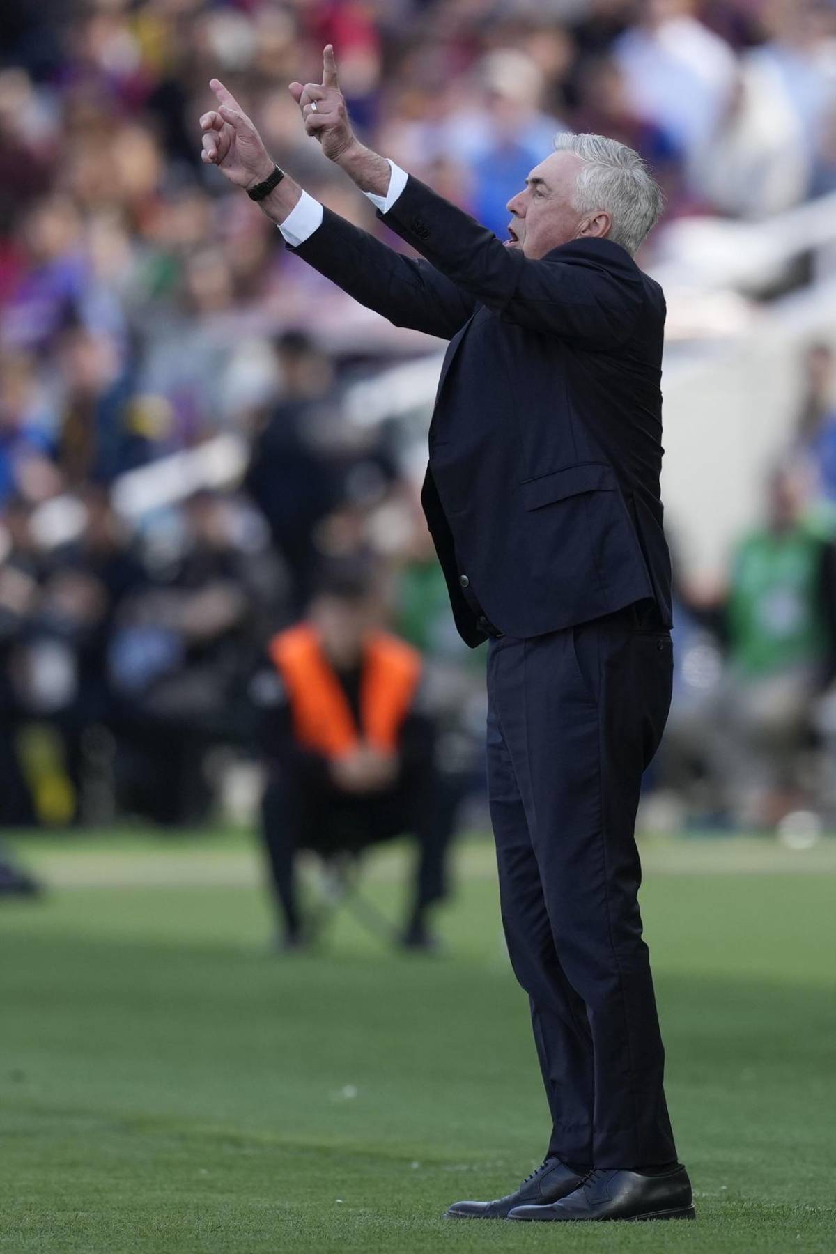 Carlo Ancelotti sorprende al llamar a futbolista retirado de la selección de Brasil