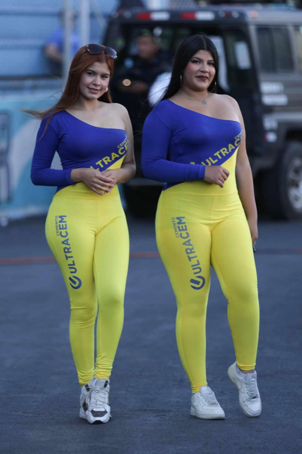 Nueva novia de jugador de Motagua entre las bellas chicas en semifinal ante Real España