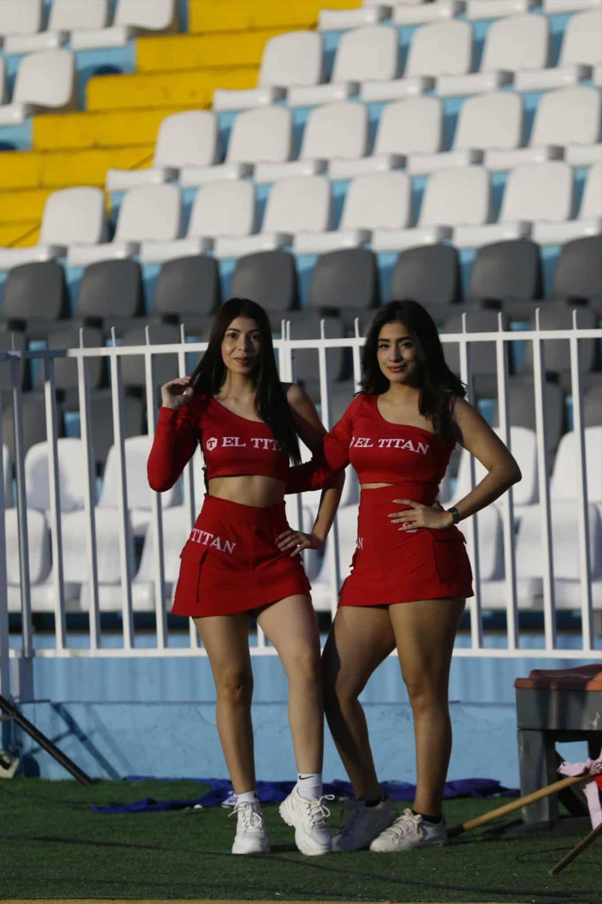 Sorpresa con lo que hizo Mathías Vázquez, lindas chicas y ambientazo previo al Motagua vs Génesis Sorpresa con lo que hizo Mathías Vázquez, lindas chicas y ambientazo previo al Motagua vs Génesis