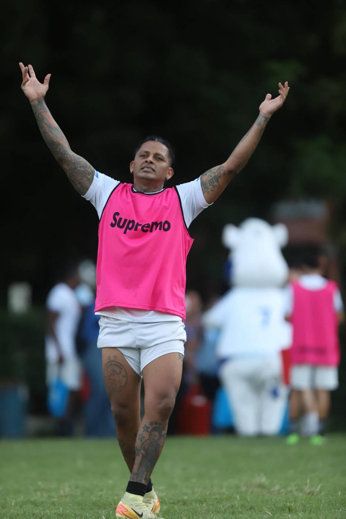 Exjugador del Olimpia se une a tiktokers de Honduras en reemplazo de Brayan La Playa