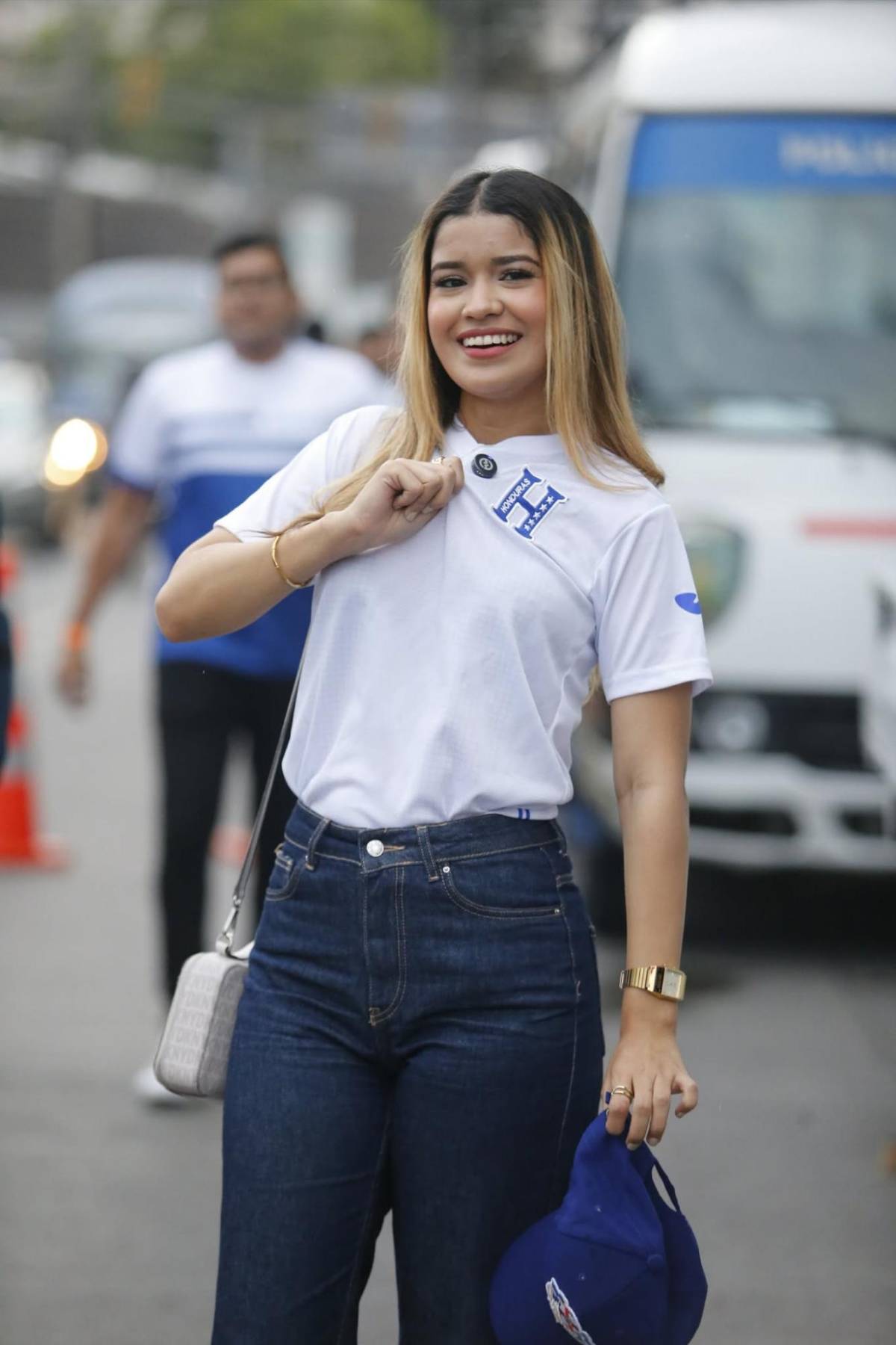 Las bellas chicas que se robaron las miradas el Nacional para partido Honduras-Nicaragua