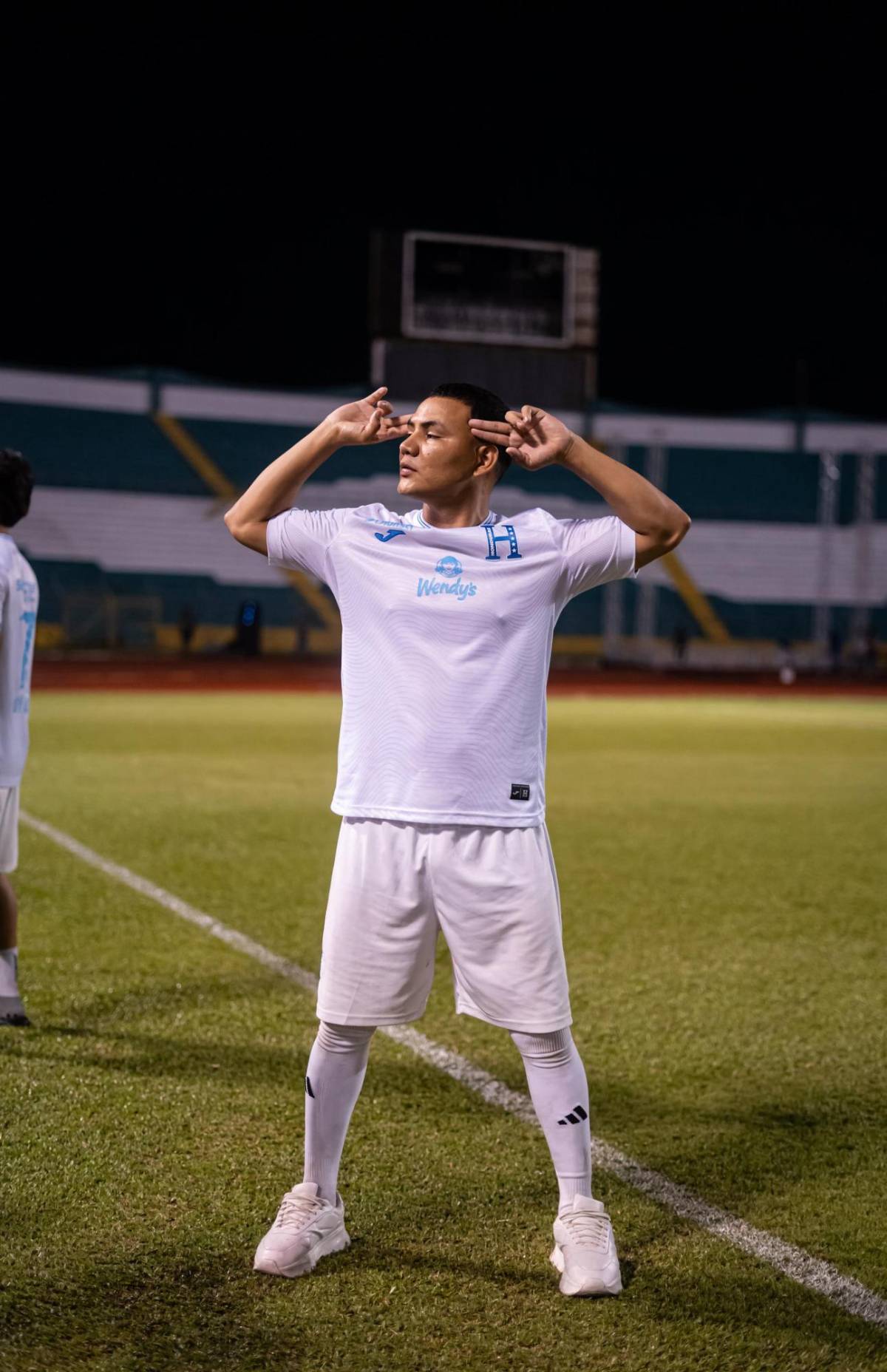 Exjugador del Olimpia se une a tiktokers de Honduras en reemplazo de Brayan La Playa