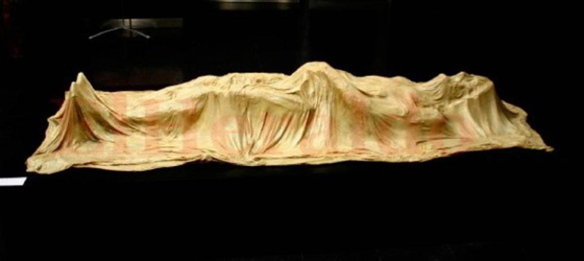 El carbono 14, la controvertida data de la Sábana Santa