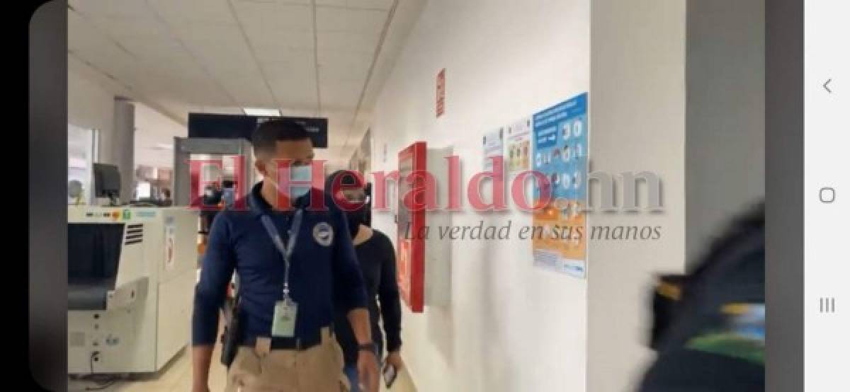 Llegando de una gira política y con su hija en brazos: así fue la captura de Santos Orellana