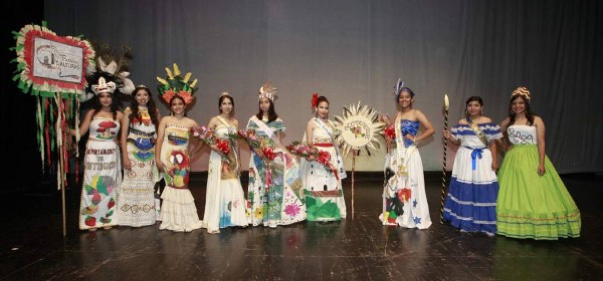 Eligen reinas de independencia del instituto tecnológico