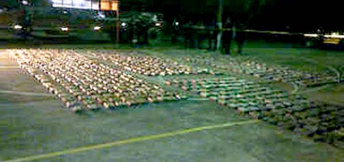 Guatemala decomisa mil kilos de cocaína en camión procedente de Honduras