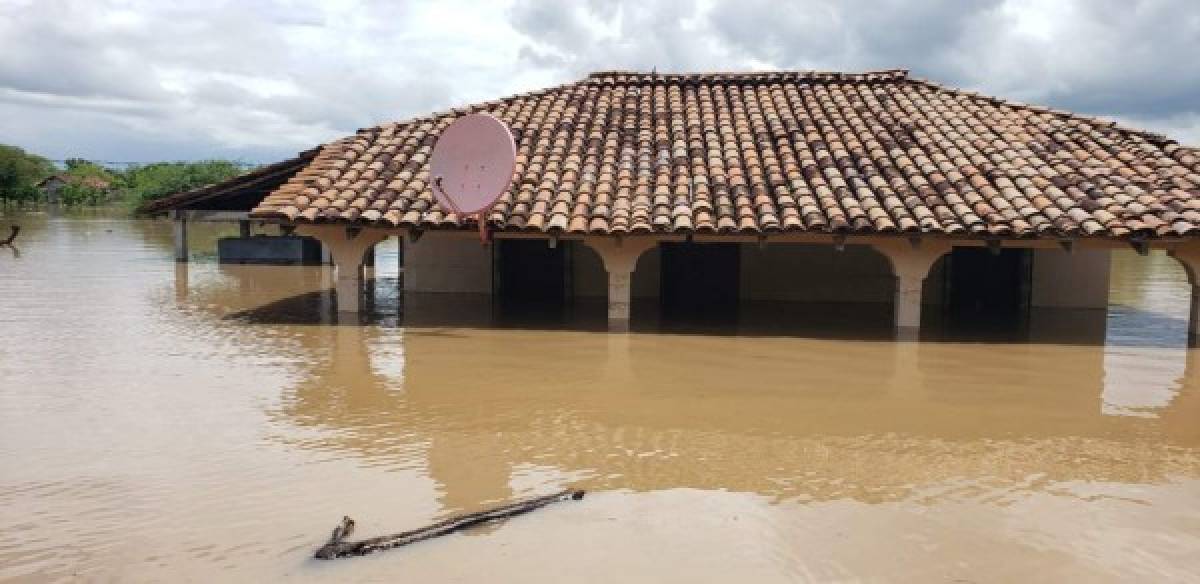 EN FOTOS: Estragos en Valle por desbordamiento del río Goascorán