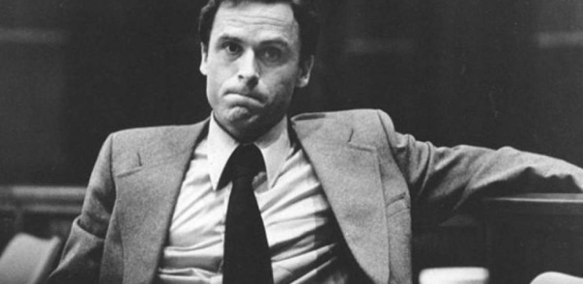 Psicólogo y abogado, los datos que no conocías sobre Ted Bundy, el asesino de mujeres