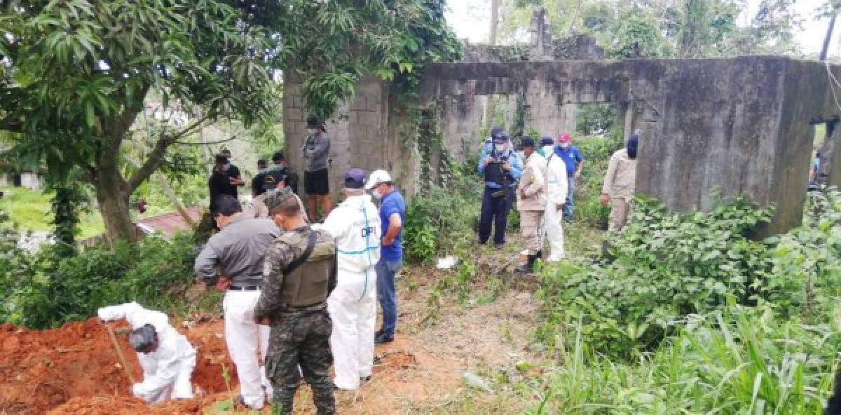 Hallan dos cadáveres enterrados en el patio de una casa en La Ceiba