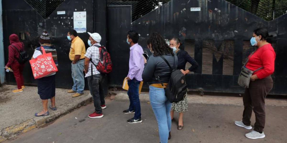 Protestas dejan sin atención médica a miles de pacientes en la capital de Honduras