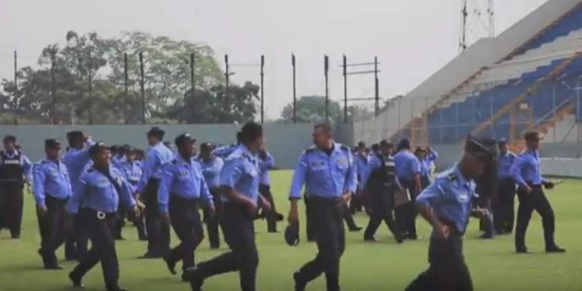 Policía Nacional realiza un enorme gesto a las madres de Honduras