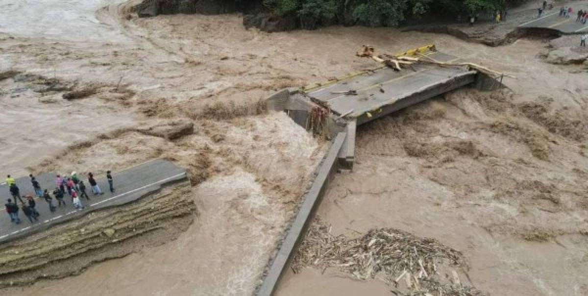 Impactantes imágenes del colapso del río Higuito que conecta Lempira y Copán (FOTOS)