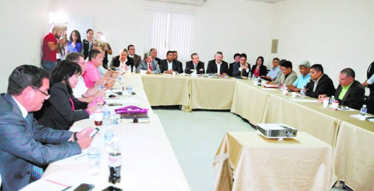 Delegados de mesas ya no harán sumatorias de actas