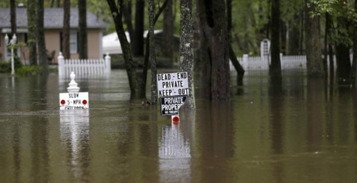 EEUU: Ordenan evacuaciones en Carolina del Norte por inundaciones