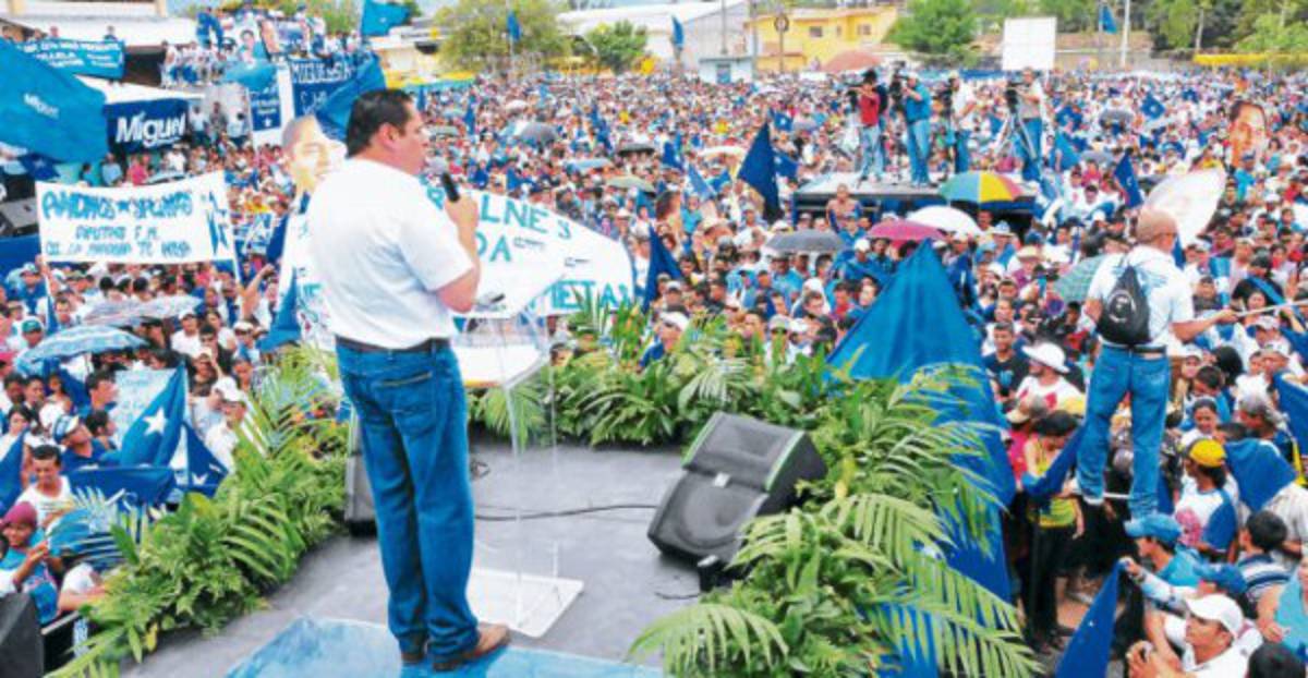 Miguel Pastor dice que no es el momento de la izquierda ni de la derecha