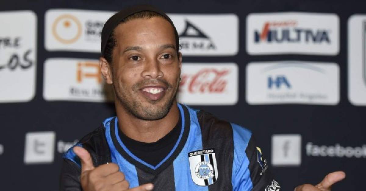 El exagerado precio de la nueva dentadura de Ronaldinho: 50 mil euros