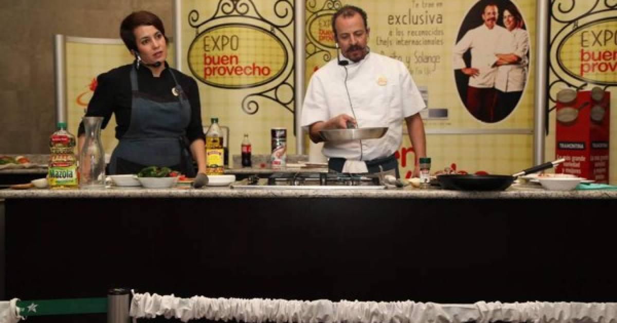 Grandes chefs internacionales han mostrado sus habilidades en las máster clases de la expo más grande de Honduras. En la imagen, Benito y Solange, de México.