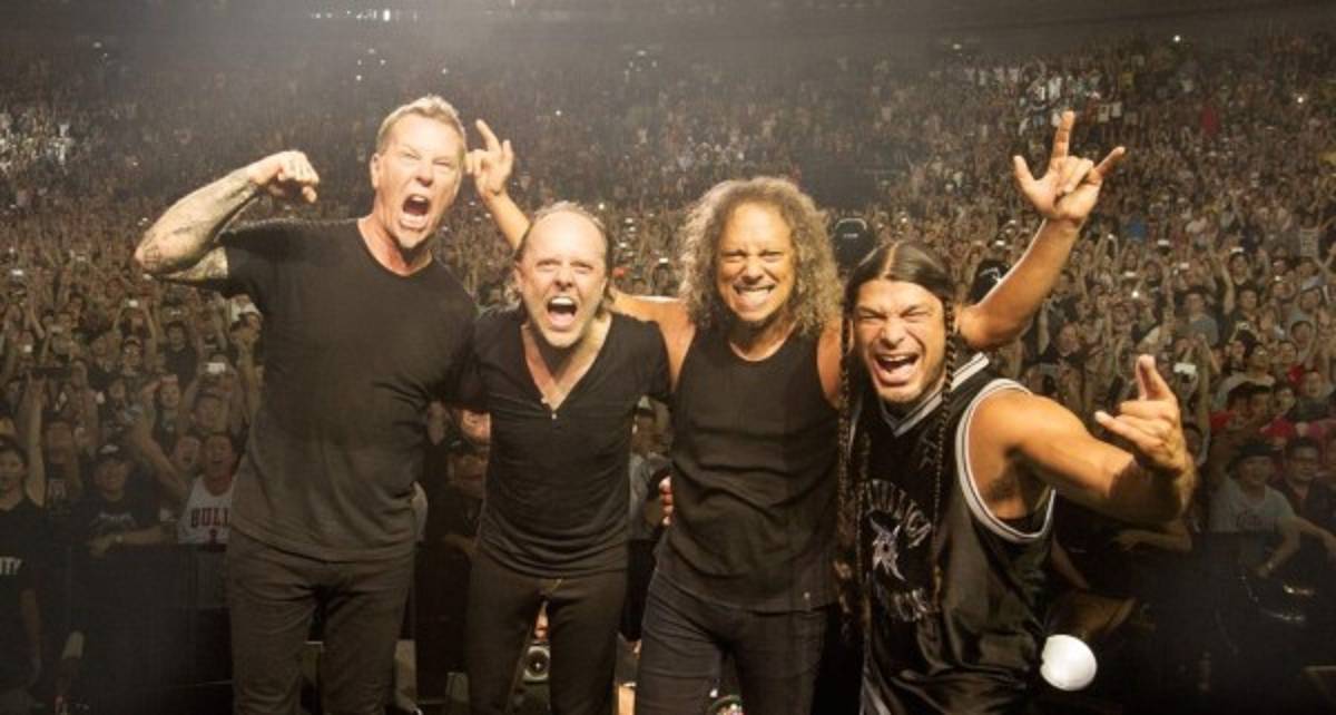 Metallica se prepara para la autodestrucción con nuevo disco