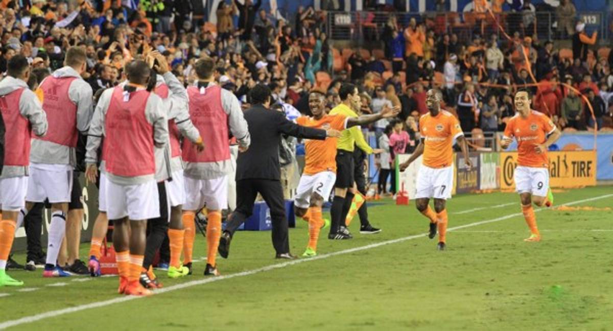 Romell Quioto: 'Trabajamos para poner el nombre de Honduras en alto'