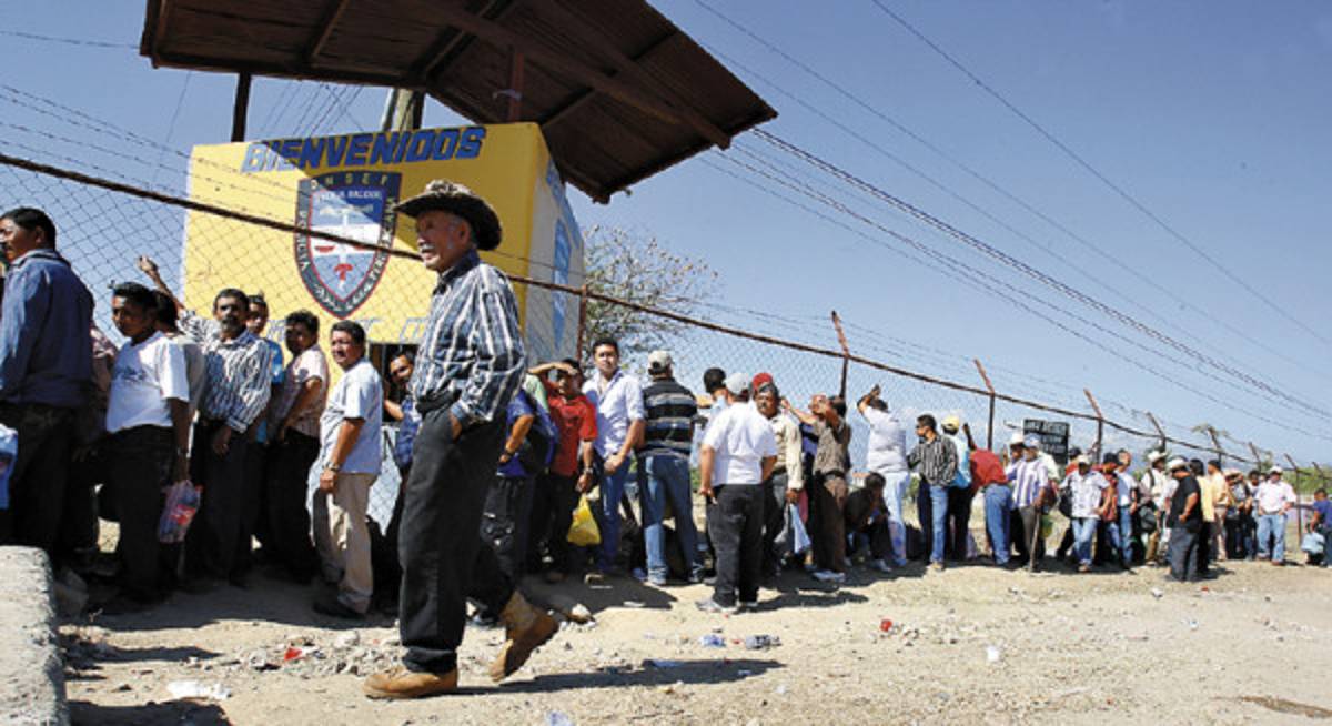 Parientes de víctimas sumidos en el desconsuelo y la desesperación