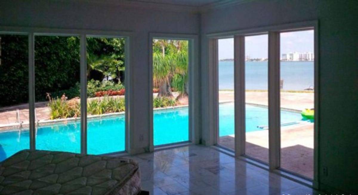 Roban la caja fuerte de la demolida casa de Pablo Escobar en Miami