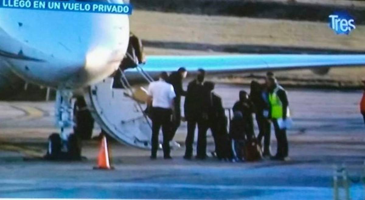 Lionel Messi y Antonella Roccuzzo arriban a Rosario en tiempo de descuento para su boda