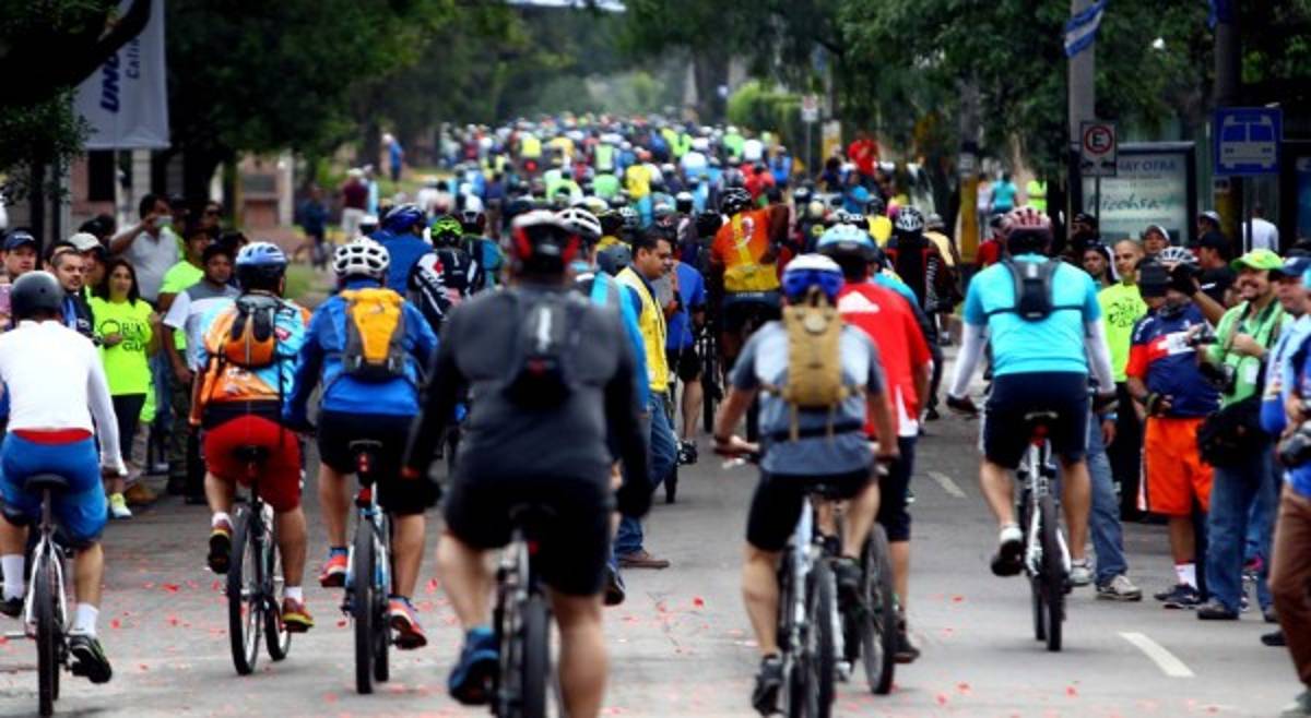 Monumental fiesta ciclística en Honduras